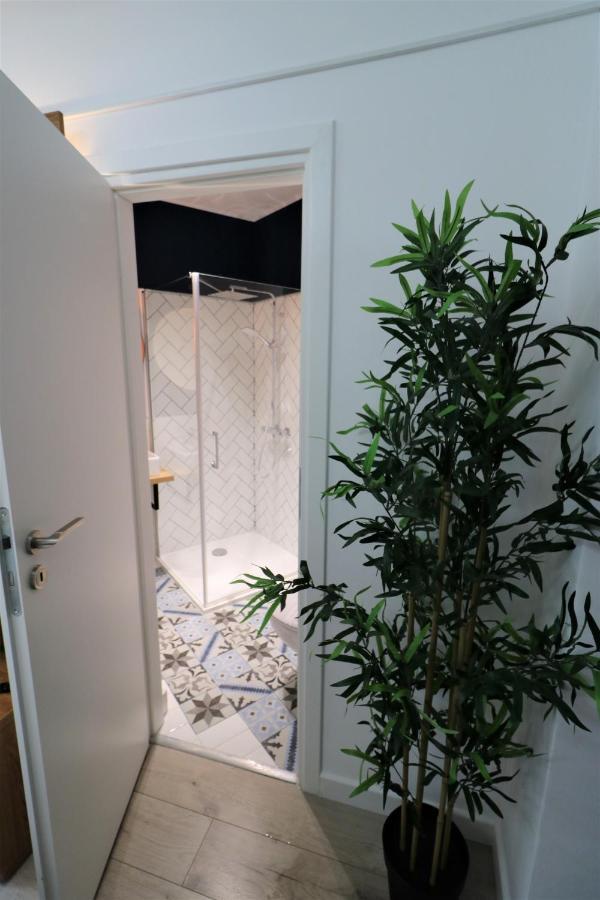 Charming City Center Apartment - Free Minibar Bucharest Luaran gambar