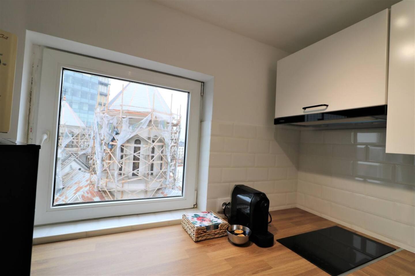 Charming City Center Apartment - Free Minibar Bucharest Luaran gambar